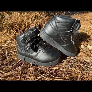 Fila black high tops- toddler size 7